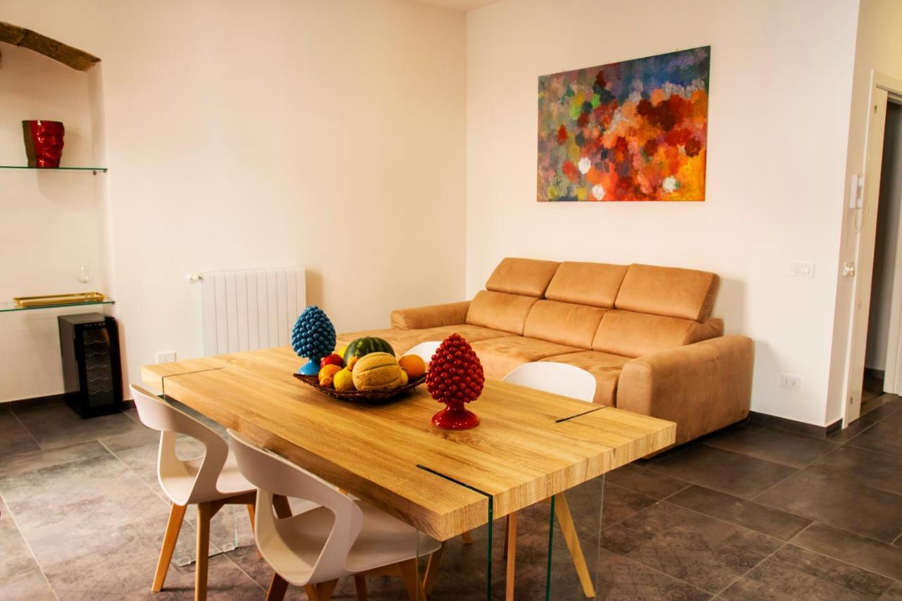 פלרמו Casta Diva Luxury Apartments מראה חיצוני תמונה
