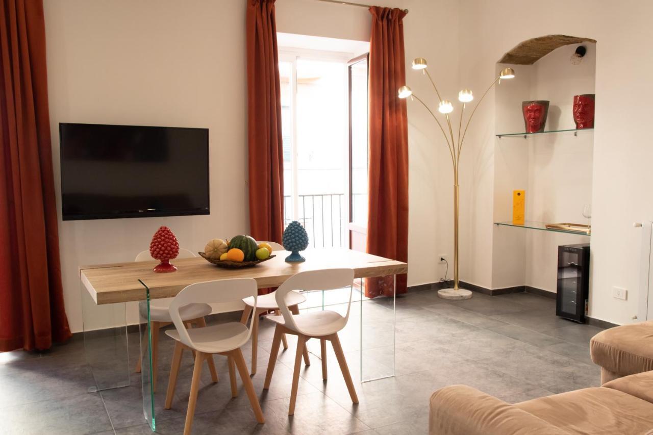 פלרמו Casta Diva Luxury Apartments מראה חיצוני תמונה