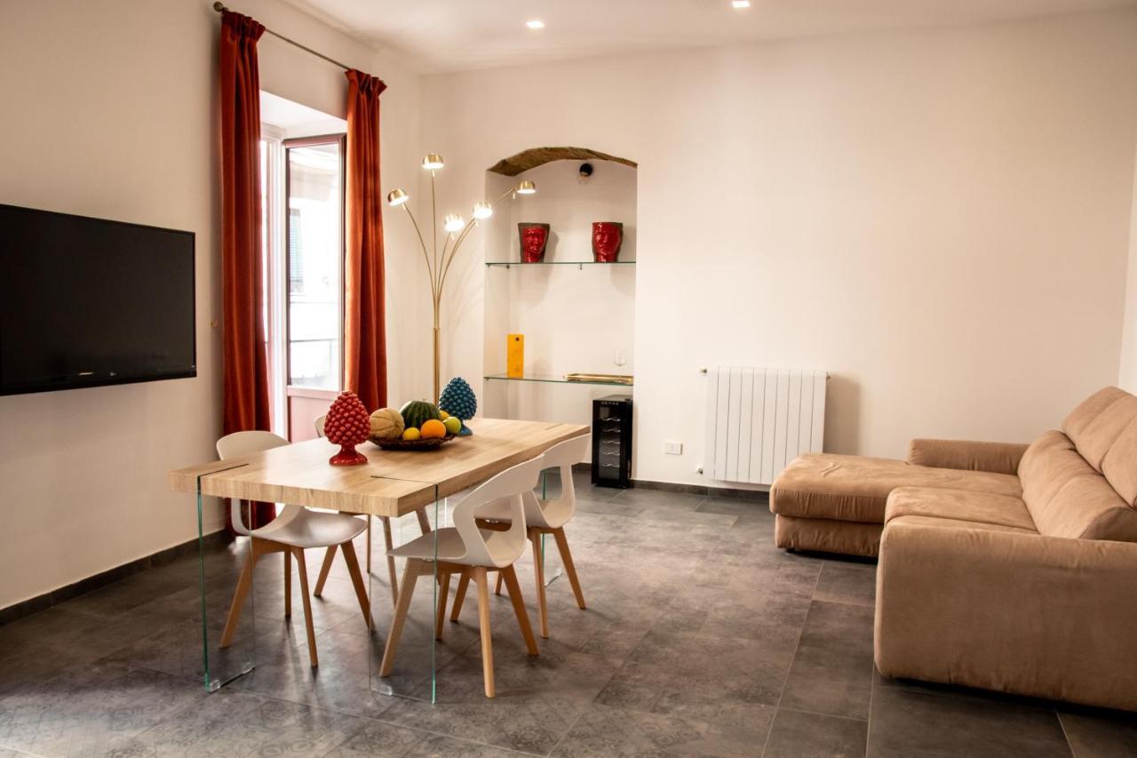 פלרמו Casta Diva Luxury Apartments מראה חיצוני תמונה