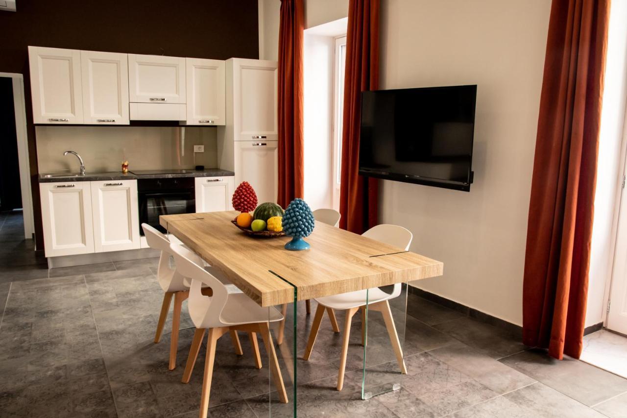 פלרמו Casta Diva Luxury Apartments מראה חיצוני תמונה