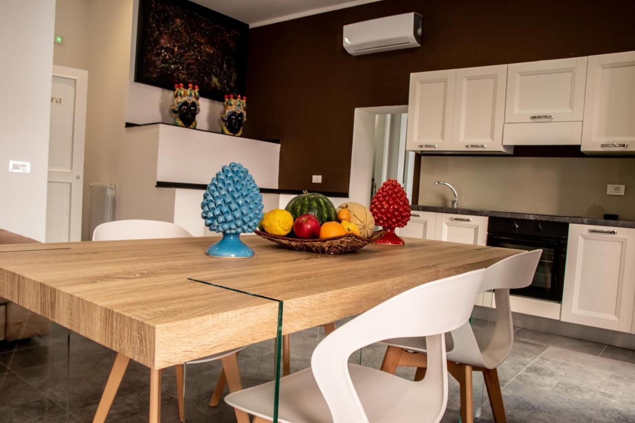 פלרמו Casta Diva Luxury Apartments מראה חיצוני תמונה