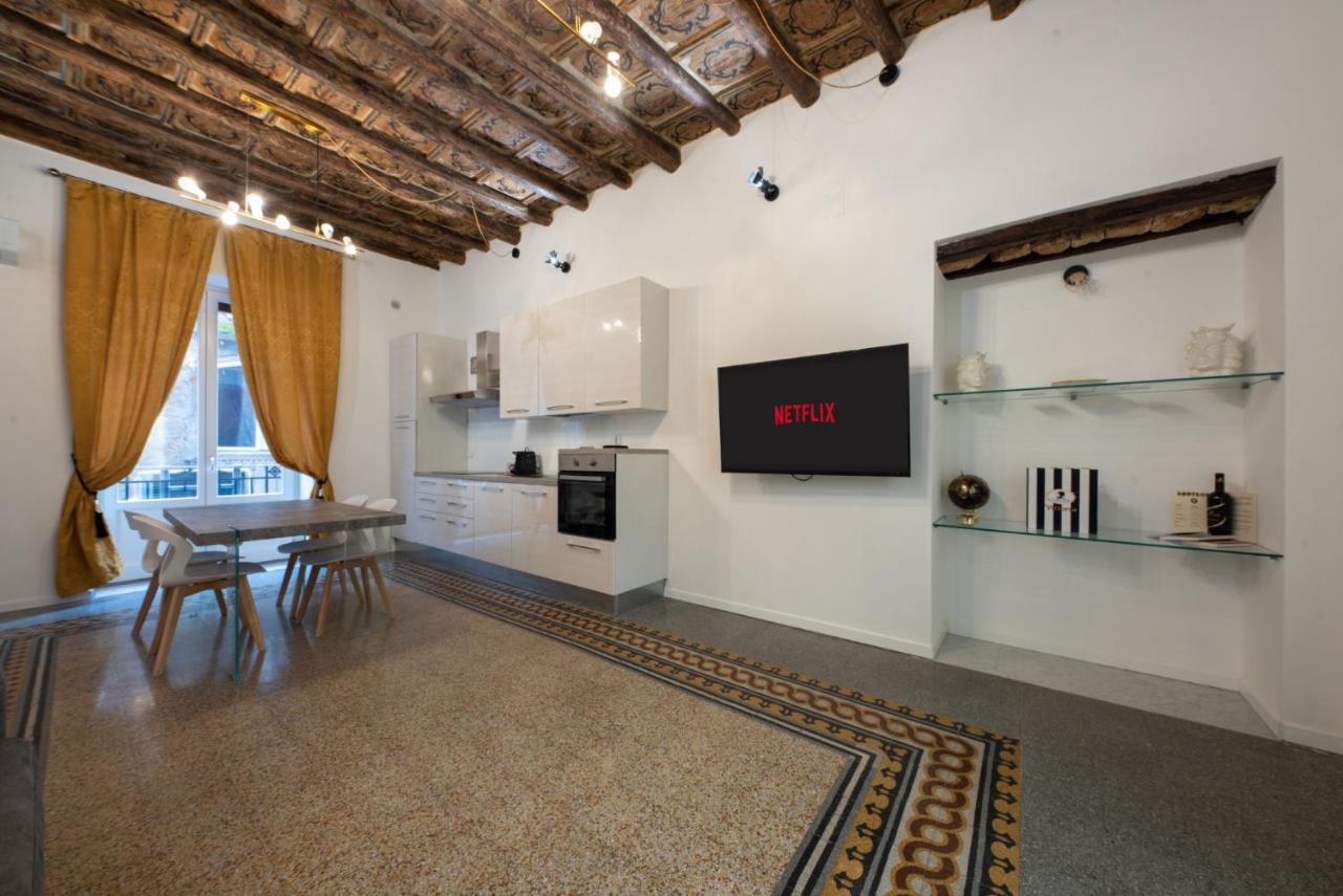 פלרמו Casta Diva Luxury Apartments מראה חיצוני תמונה
