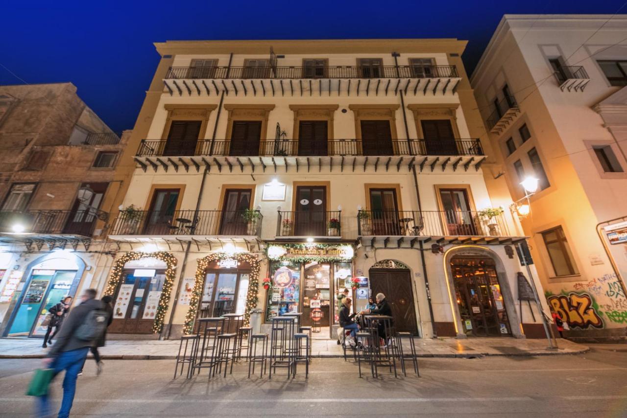 פלרמו Casta Diva Luxury Apartments מראה חיצוני תמונה
