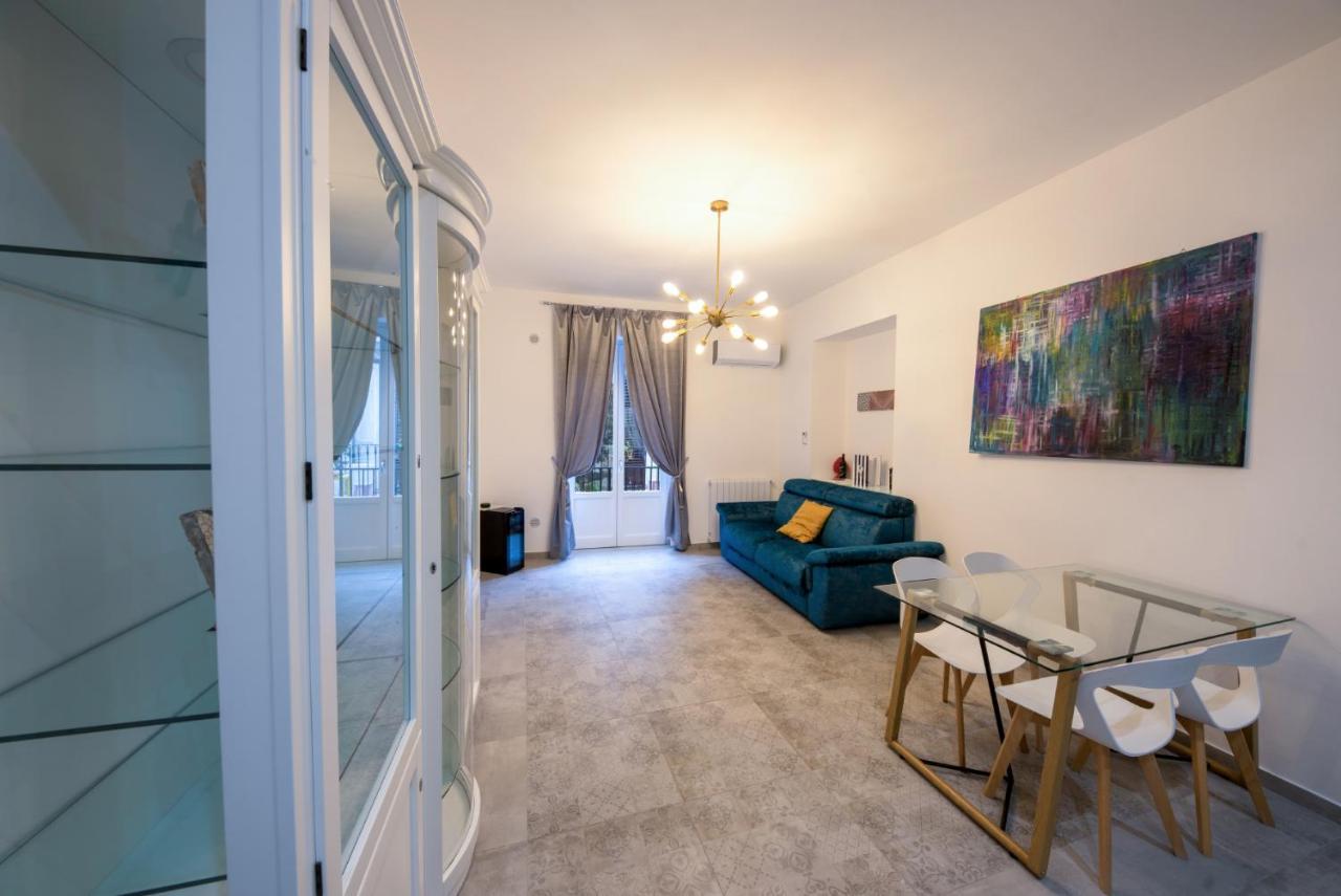 פלרמו Casta Diva Luxury Apartments מראה חיצוני תמונה