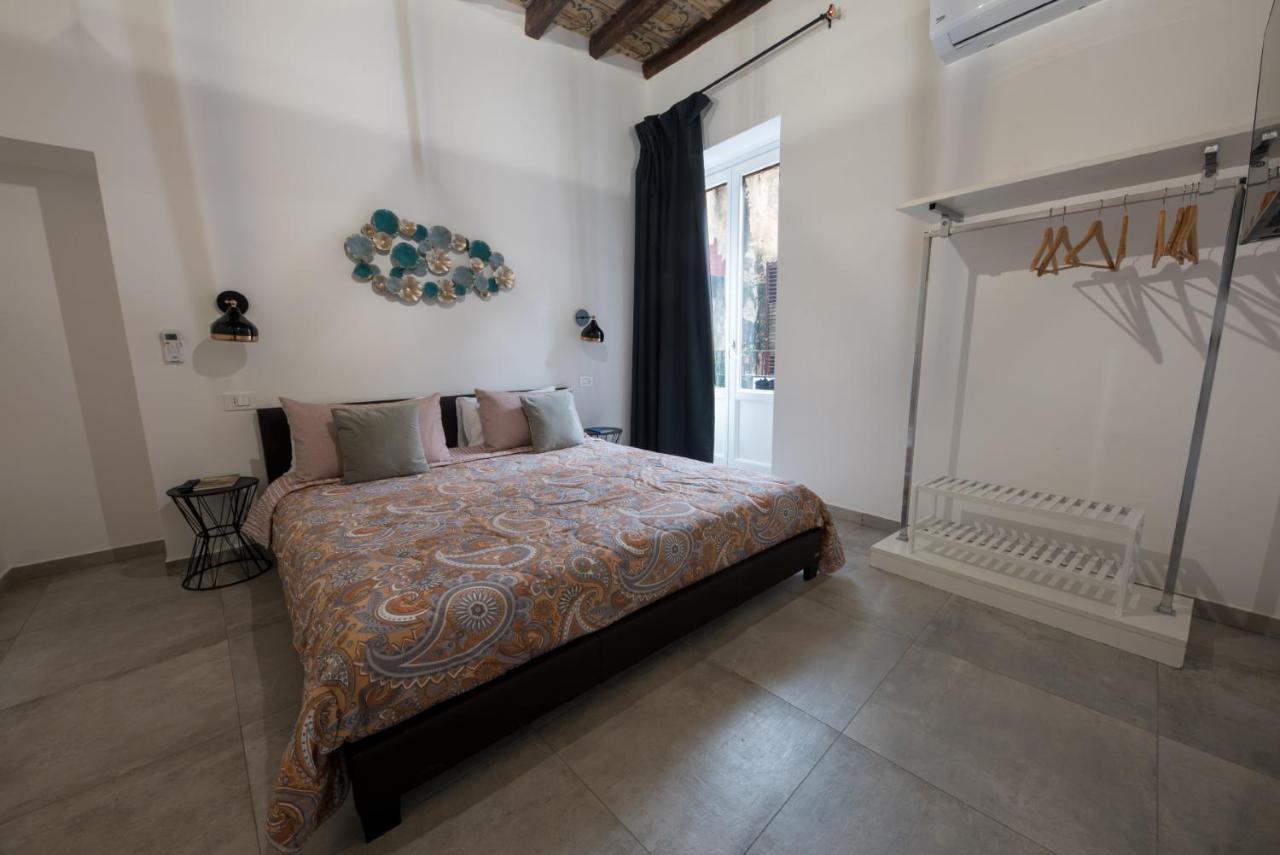 פלרמו Casta Diva Luxury Apartments מראה חיצוני תמונה