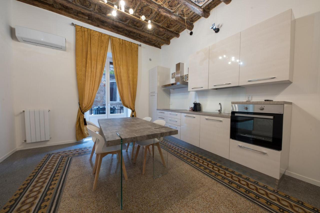 פלרמו Casta Diva Luxury Apartments מראה חיצוני תמונה